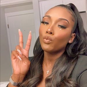 Meet your Posher, Brianna